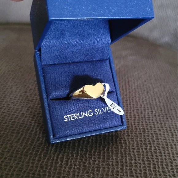 Simply Silver🤍 Gold💛 Heart Ring - Picture 3 of 16